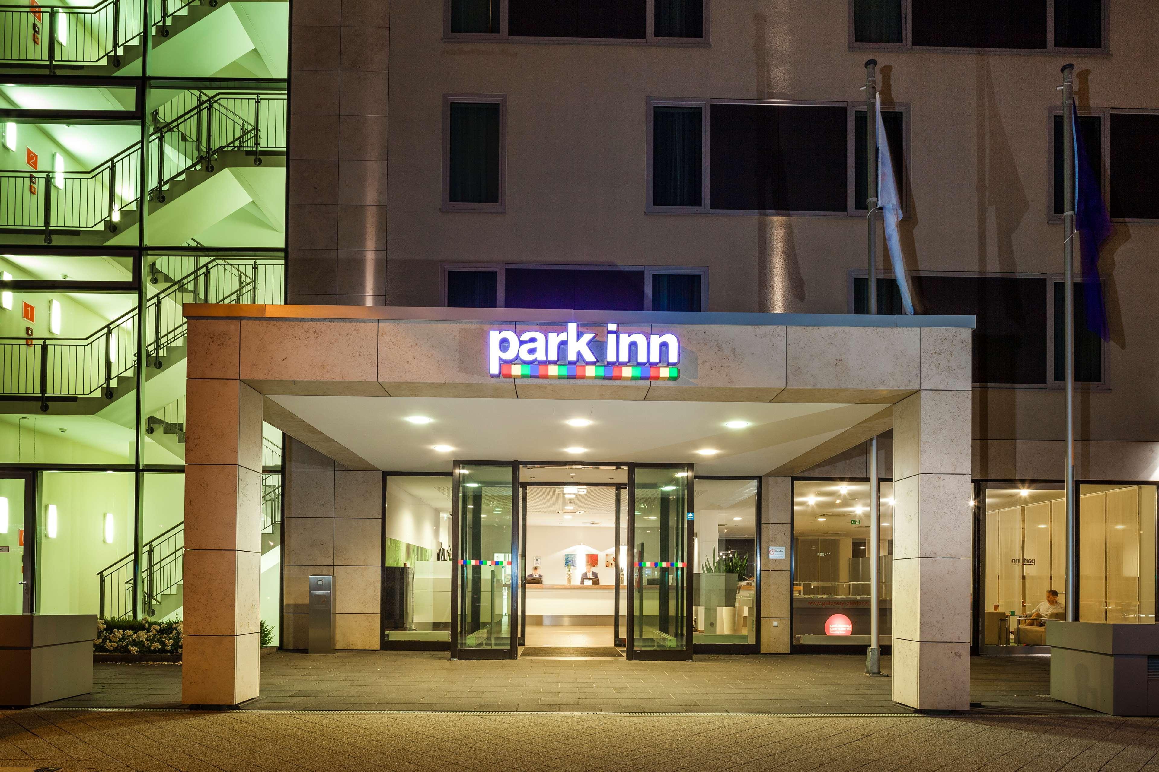 Park Inn By Radisson Frankfurt Airport Frankfurt am Main Exterior photo